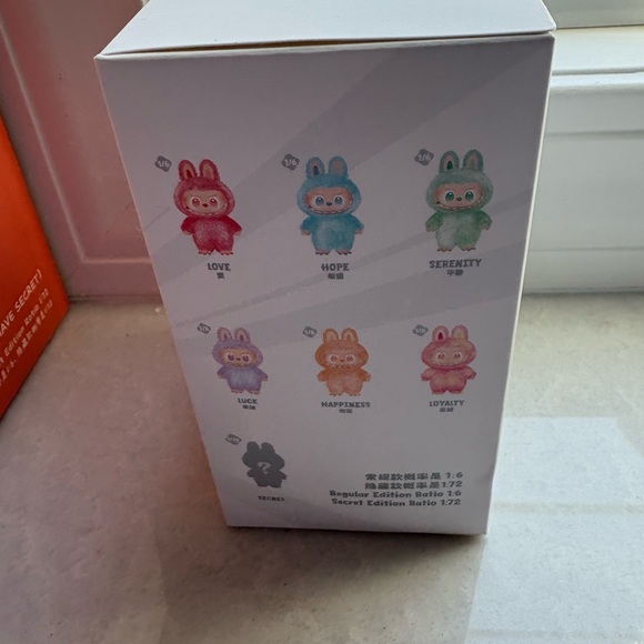 Pop Mart Labubu Big into Energy Serenity NIB - Picture 3 of 6